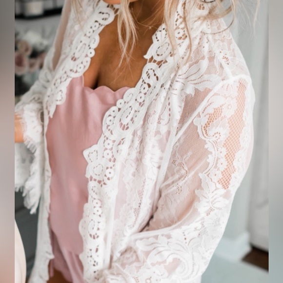 Inc International Concepts White Lace Robe in size medium - Picture 1 of 14